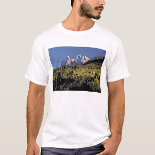 T-shirts Europa, Itália, San Pietro. O Grupo Odle parece