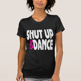 T-shirts Feche acima e dance