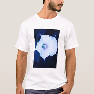 T-shirts flor de trombeta branca do anjo