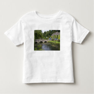 T-shirts Fluxo de trutas na aldeia de Bibury,