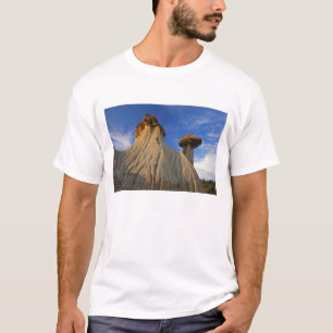T-shirts Formações de Badlands no Makoshika State Park em