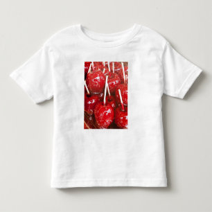 T-shirts Fruta revestida de doce no Festival de Cerveja de