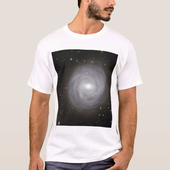 T-shirts Galáxia Espiral NGC 4921 (Frente)