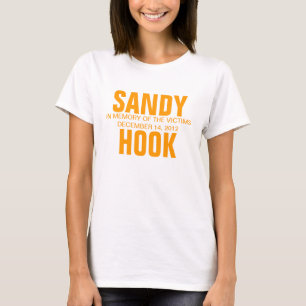 T-SHIRTS GANCHO DE SANDY NA MEMÓRIA DAS VÍTIMAS