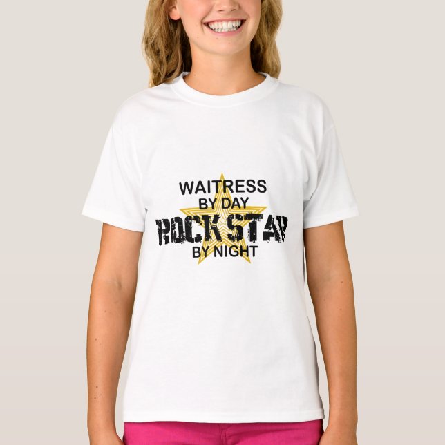 T-shirts Garçonete Rock Star por Noite (Frente)