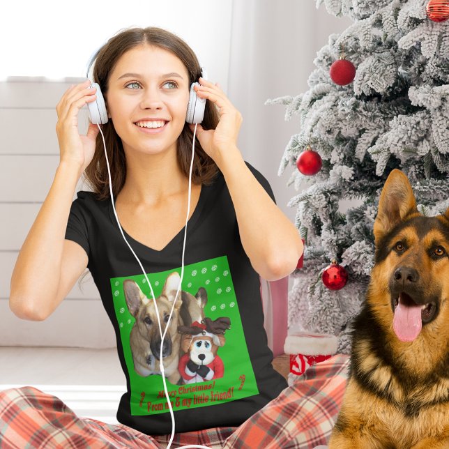 T-shirts German shepherd de Natal, Reindeer Women's V-Neck (Christmas German Shepherd, Reindeer Women's V-Neck T-Shirt)