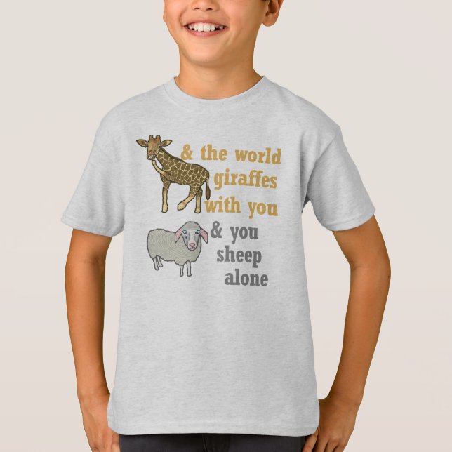 T-shirts Girafa e carneiros animais engraçados da chalaça (Frente)