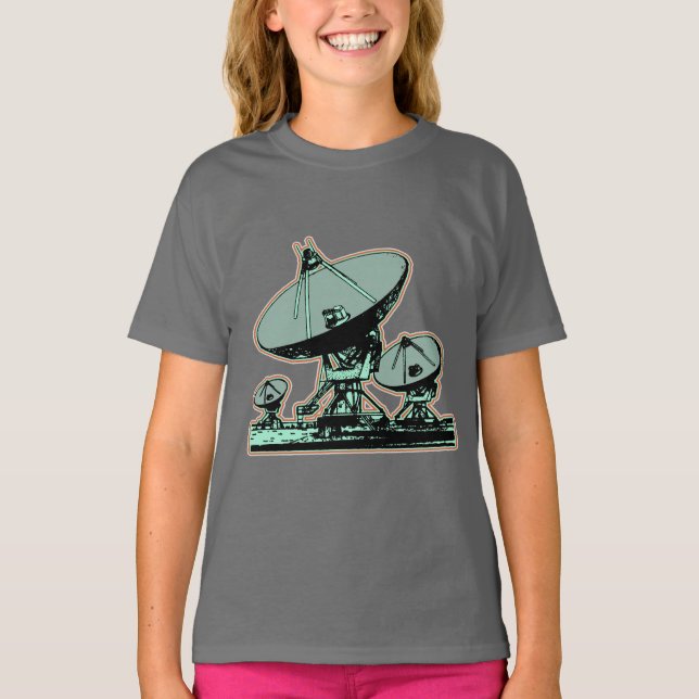 T-shirts Gráfico de Prato de Satélite Retro (Frente)