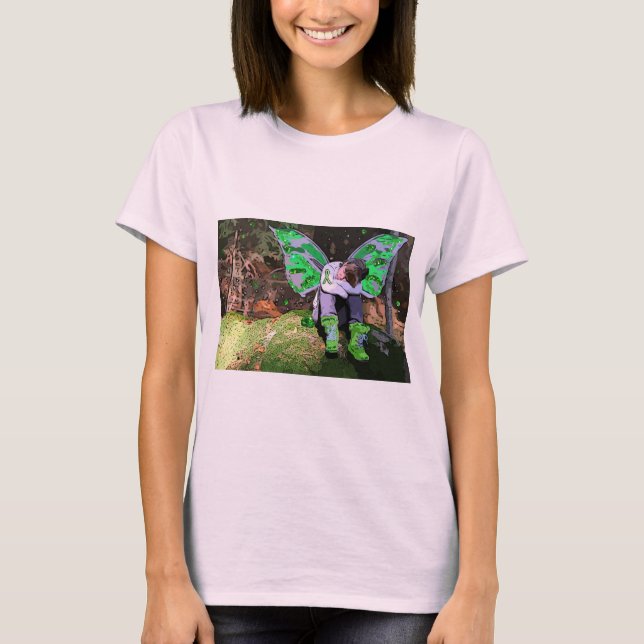 T-shirts Guerreiro Cansado da Doença de Lyme com Asas de An (Frente)