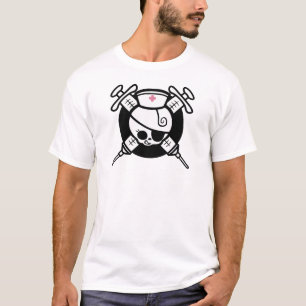 T-shirts Hipos do pirata e da cruz da enfermeira