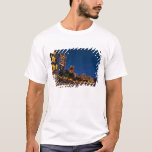 T-shirts Honolulu, Oahu, Havaí. Exposição noturna