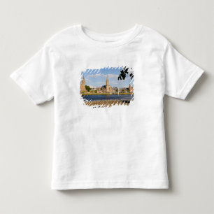 T-shirts Horizonte e rio da pitoresca cidade de Inverness