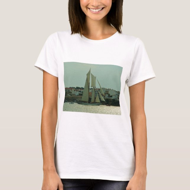 T-shirts Iate Clássico (Frente)