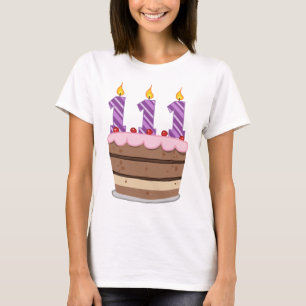 T-shirts Idade 111 no bolo de aniversário