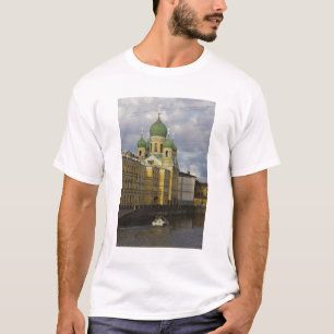 T-shirts Igreja de St.Isidor Yurievsky & N. Chudotvorets