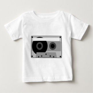 T-shirts ilustração da cassete áudio