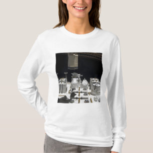 T-shirts Instalação do módulo de experimentação japonês exp