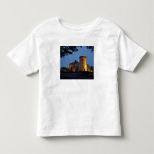 T-shirts Irlanda, o Dromoland Castle iluminado ao crepúscul