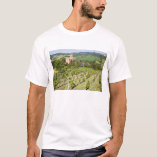 T-shirts Itália, Bolonha, Vista através da Vinha para Chies
