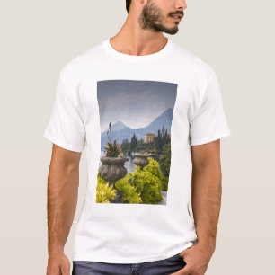 T-shirts Itália, Província de Lecco, Varenna. Villa Monaste