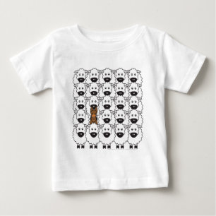 T-shirts Kelpie australiano nos carneiros