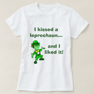 T-shirts Kissing Leprechauns