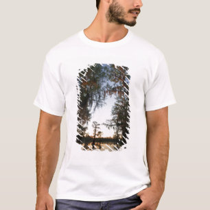 T-shirts Lago Caddo ao nascer do sol