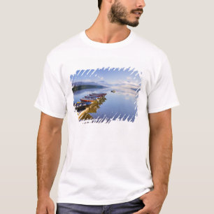 T-shirts Lago McDonald, Parque Nacional Glacier, Montana,