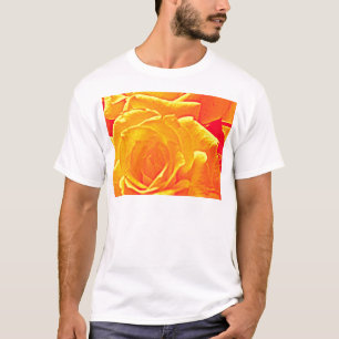 T-shirts laranja fluorescente do rosa