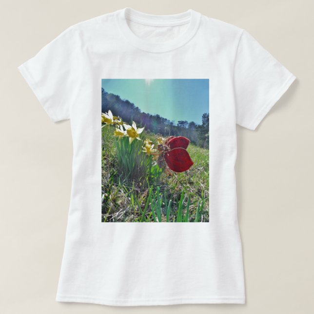 T-shirts Leite e flores amarelas (Frente do Design)