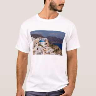 T-shirts Linda vila de Oia com edifícios brancos