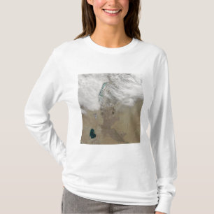 T-shirts Linhas distintivas de nuvens