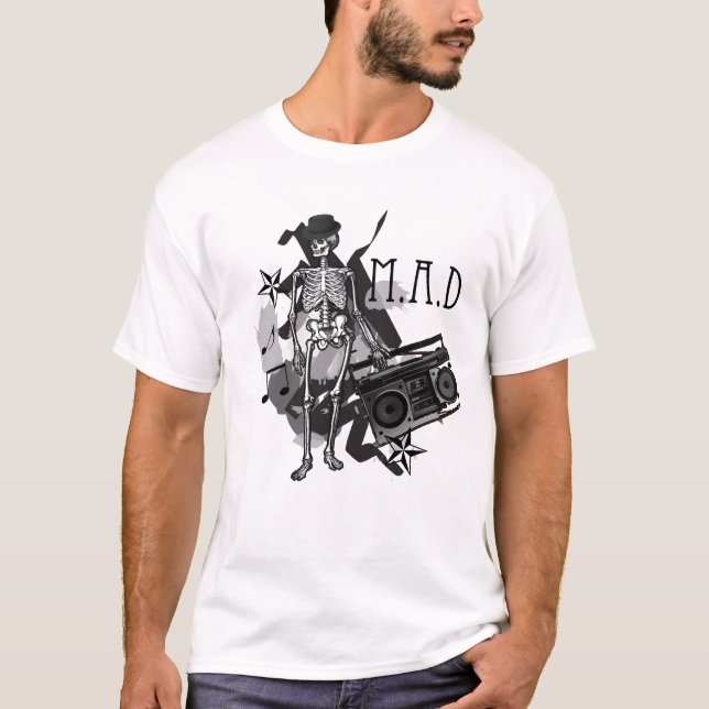 T-shirts M.A.D- Balancim de esqueleto (Frente)