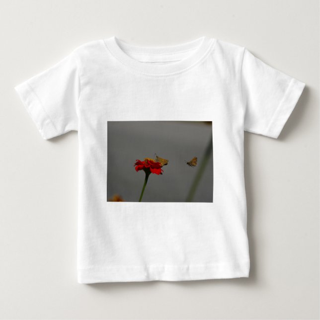 T-shirts Mães e Zinnia Vermelha (Frente)
