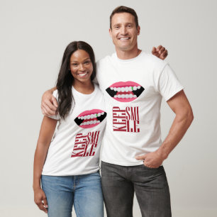T-shirts mantenha o sorriso