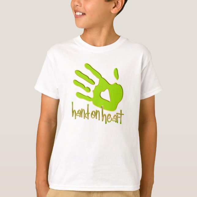 T-shirts mão no coração (Frente)