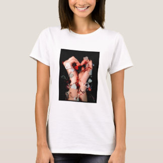 T-shirts Mãos envolvidas pelo amor