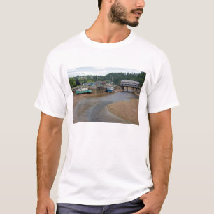 T-shirts Maré baixa na Baía de Fundy em St. Martins, New