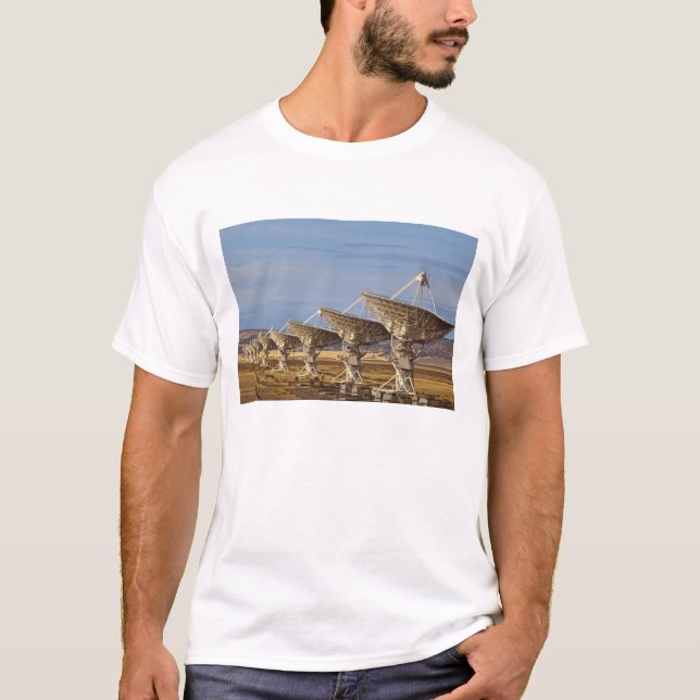 T-shirts Matriz Muito Grande aka Observatório Nacional de R (Frente)