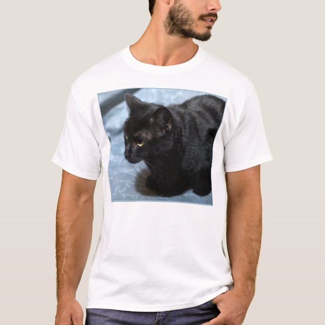 T-shirts Meia-noite no azul (gato preto) (Frente)