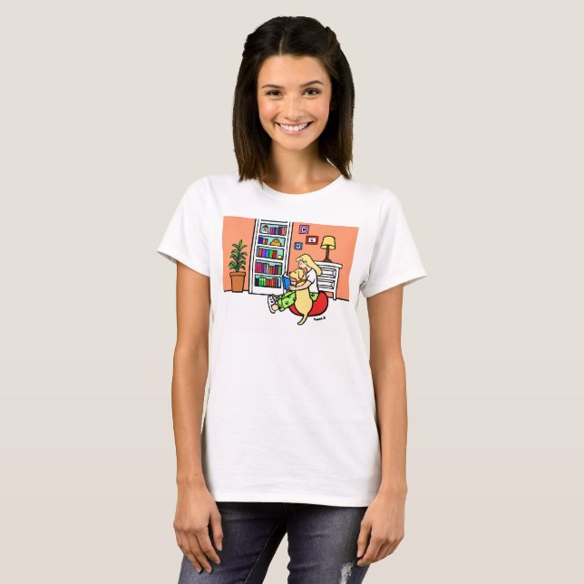 T-shirts Menina da leitura com um Tshirt amarelo de (Frente Completa)