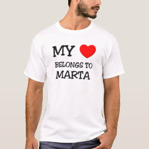 T-shirts Meu coração pertence a MARTA