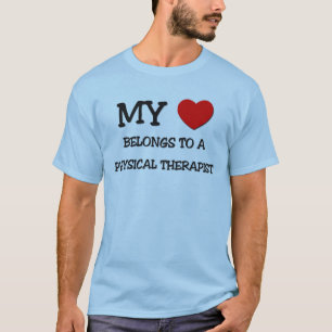 T-shirts Meu coração pertence a um FISIOTERAPEUTA