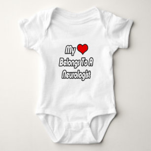 T-shirts Meu Coração Pertence A Um Neurologista