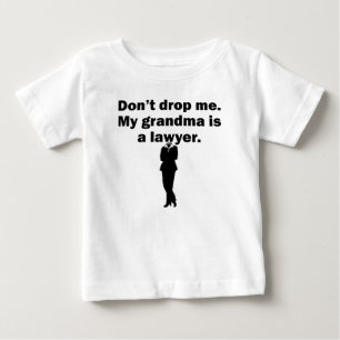 T-shirts Minha avó é um advogado