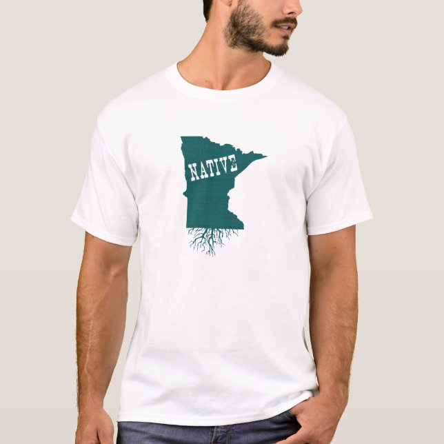 T-shirts Minnesotan Nativo da Árvore de Forma Minnesota (Frente)