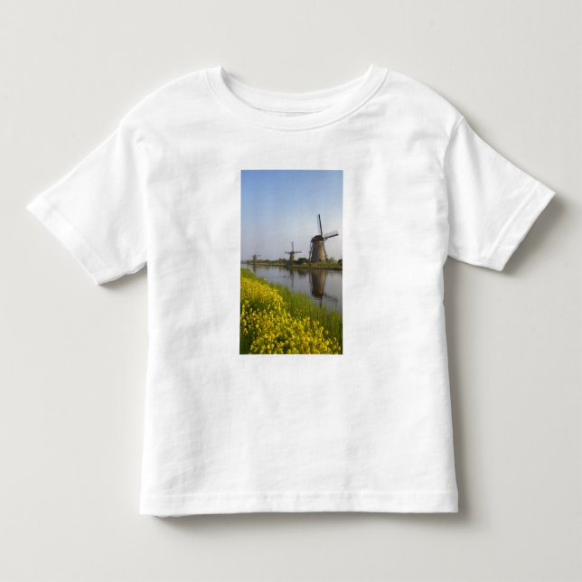 T-shirts Moinhos de vento ao longo do canal em Kinderdijk, (Frente)