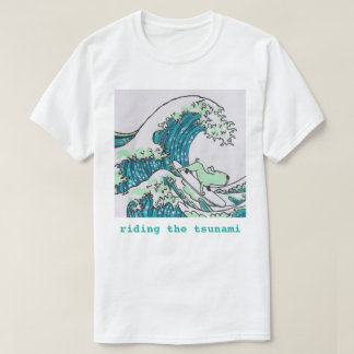 T-shirts Montando o tsunami