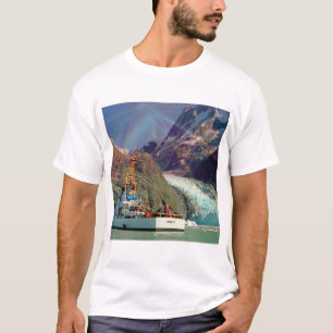 T-shirts Mountain View do Alasca com barco