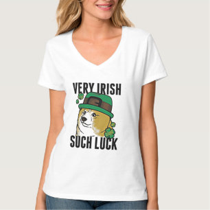 T-shirts muito irlandês tal sorte, o dia de St Patrick